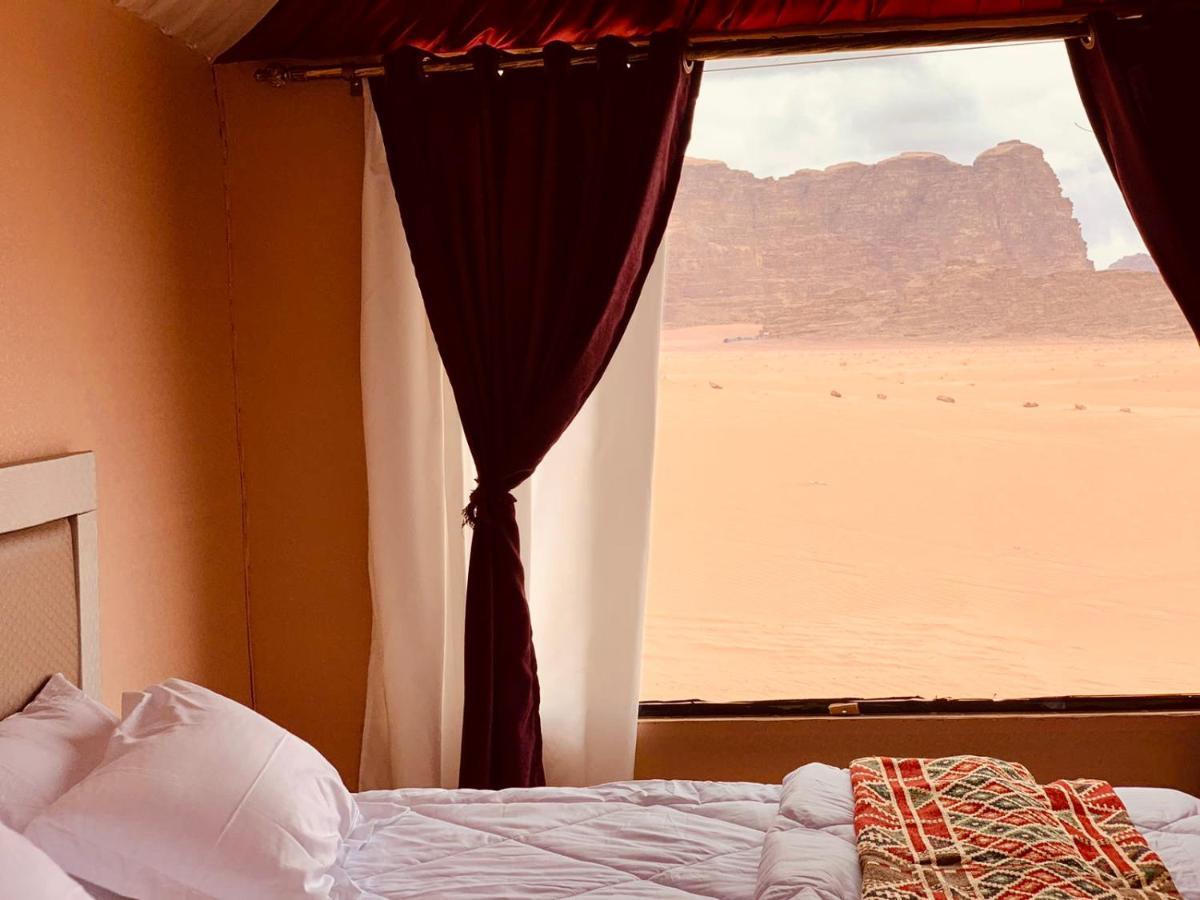Rum Crown Wadi Rum Eksteriør billede