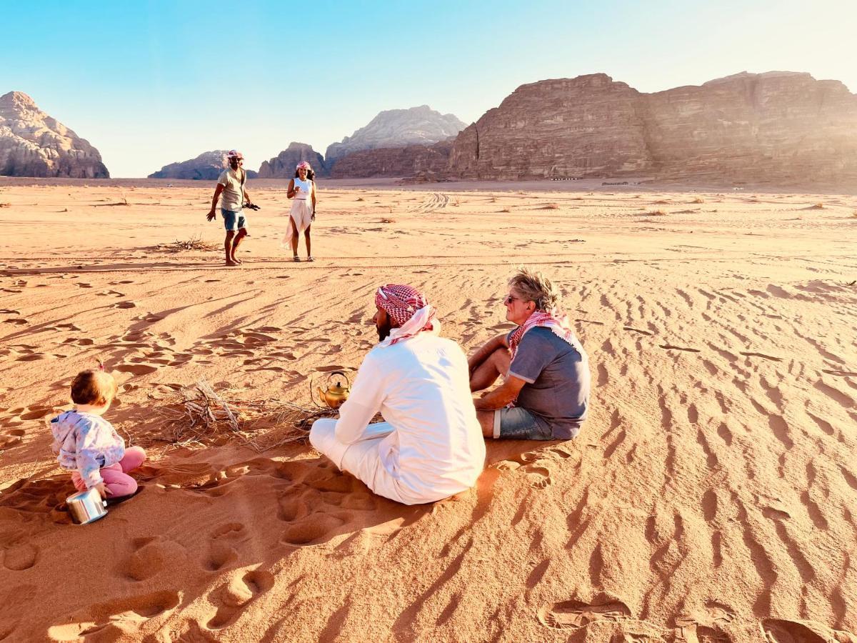 Rum Crown Wadi Rum Eksteriør billede