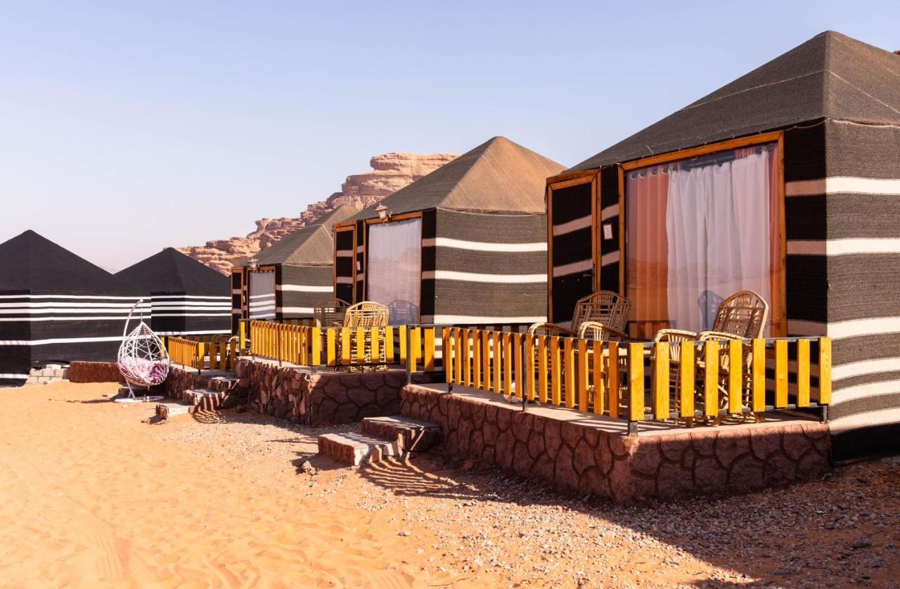 Rum Crown Wadi Rum Eksteriør billede