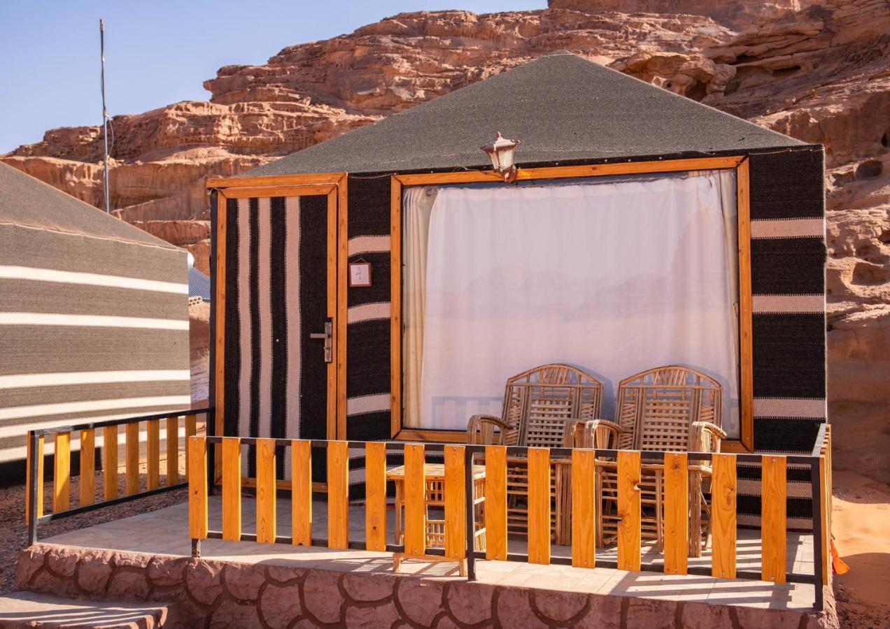 Rum Crown Wadi Rum Eksteriør billede