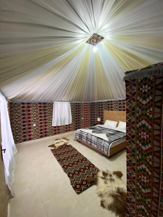 Rum Crown Wadi Rum Eksteriør billede