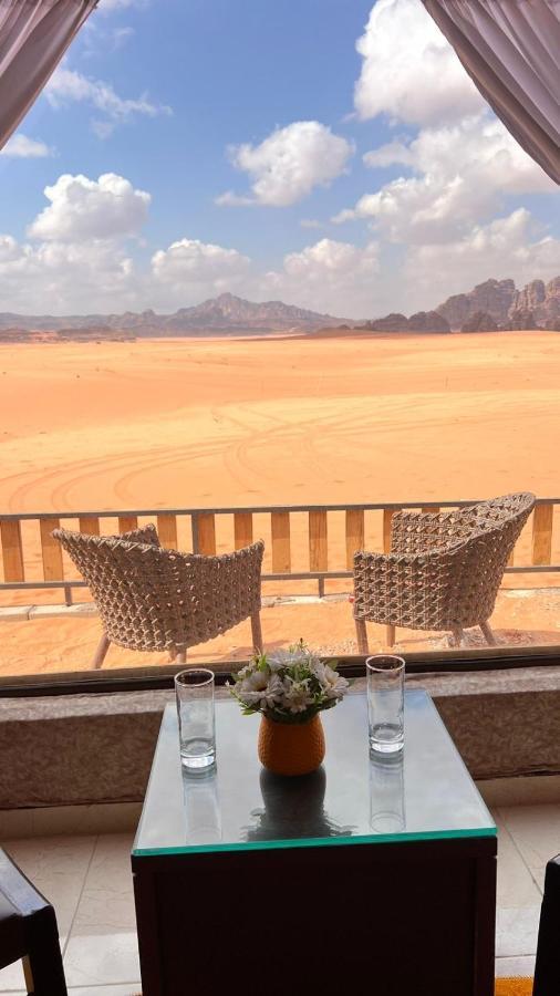 Rum Crown Wadi Rum Eksteriør billede