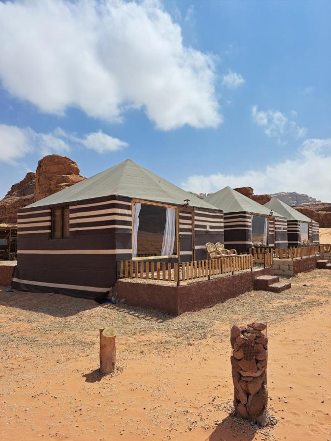 Rum Crown Wadi Rum Eksteriør billede