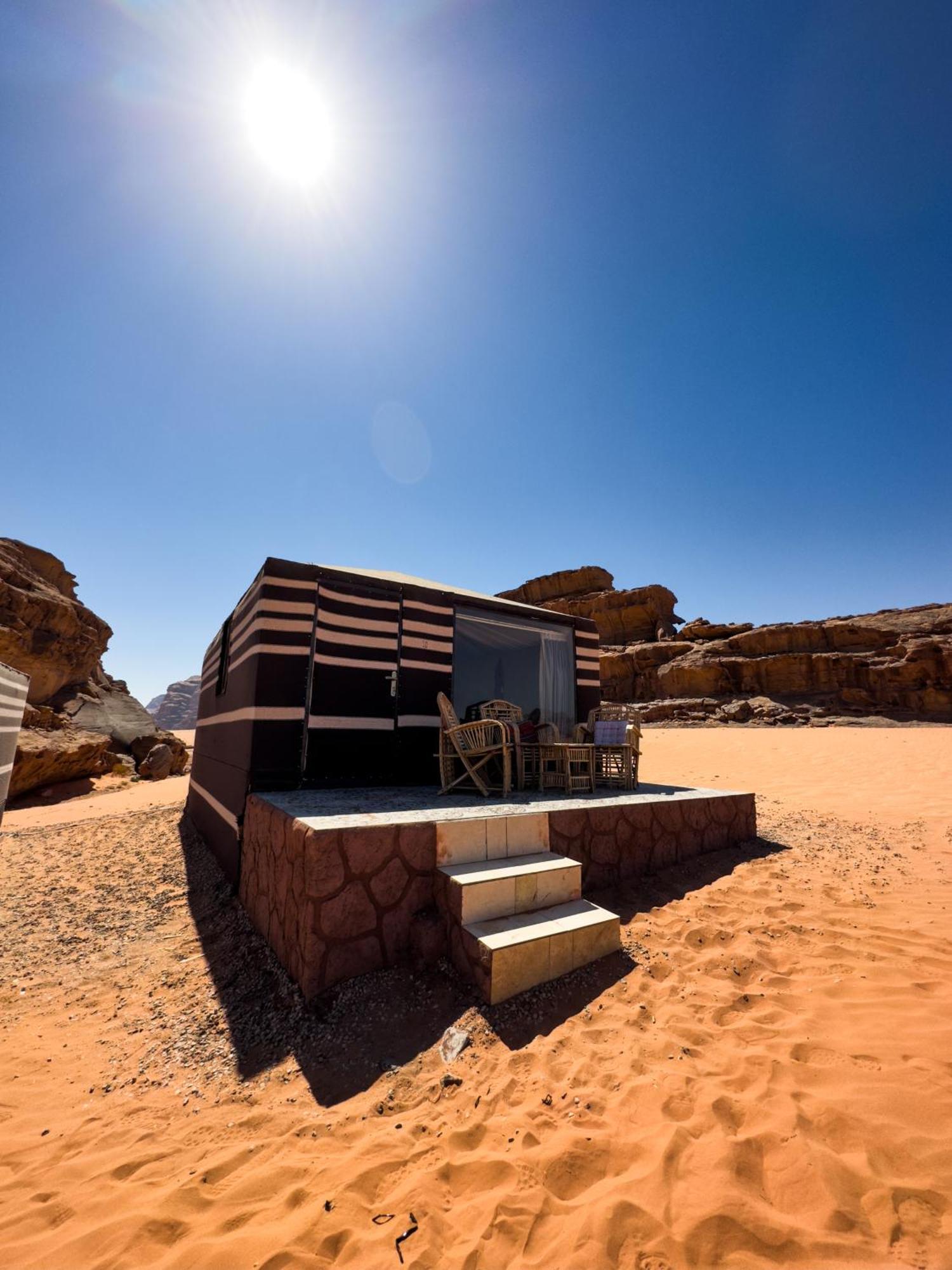 Rum Crown Wadi Rum Eksteriør billede